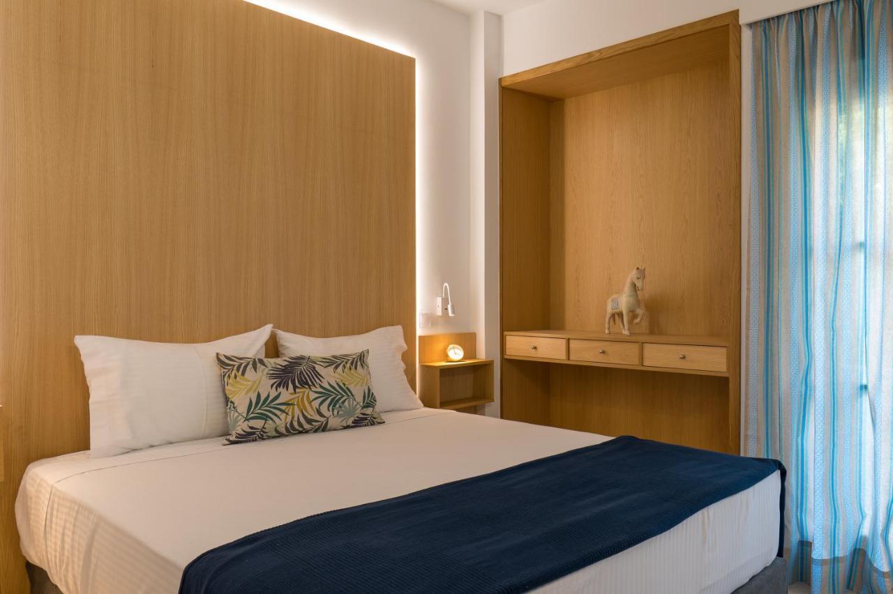Chroma Lodge Rafina Exterior foto